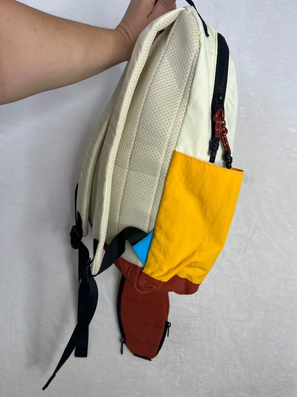 Bagsmart Walker 14L ColorBlock Kids Backpack Pencil Case Back to School Light